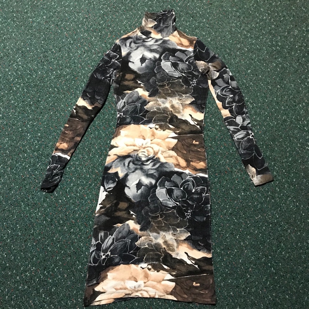 Flower Print Turtle Neck Midi Dress